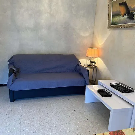 Appartement Familial Proche Avec Parking, Climatisation Et Balcons - 6 Couchages - Fr-1-250-70 Le Grau-du-Roi
