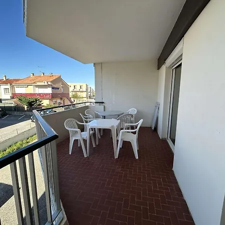 Familial Proche Avec Parking, Climatisation Et Balcons - 6 Couchages - Fr-1-250-70 Appartement Le Grau-du-Roi